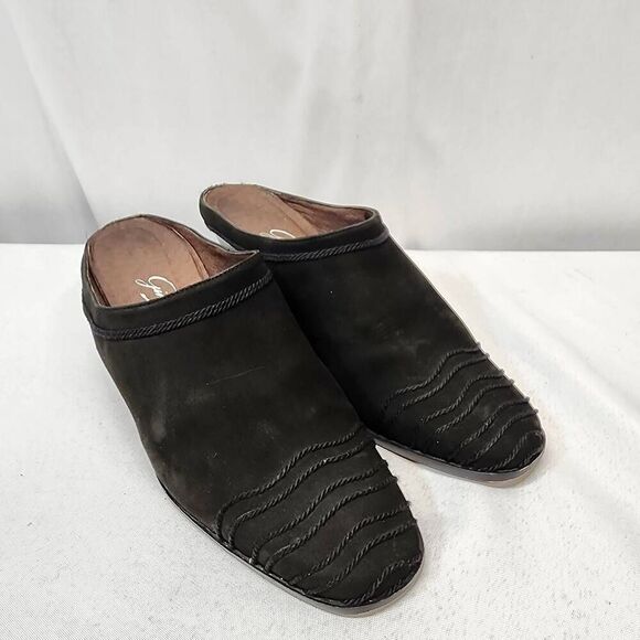 Gino Morganti Women's 7.5 Vintage Black Suede Slip-On Mules Heels - Picture 1 of 8